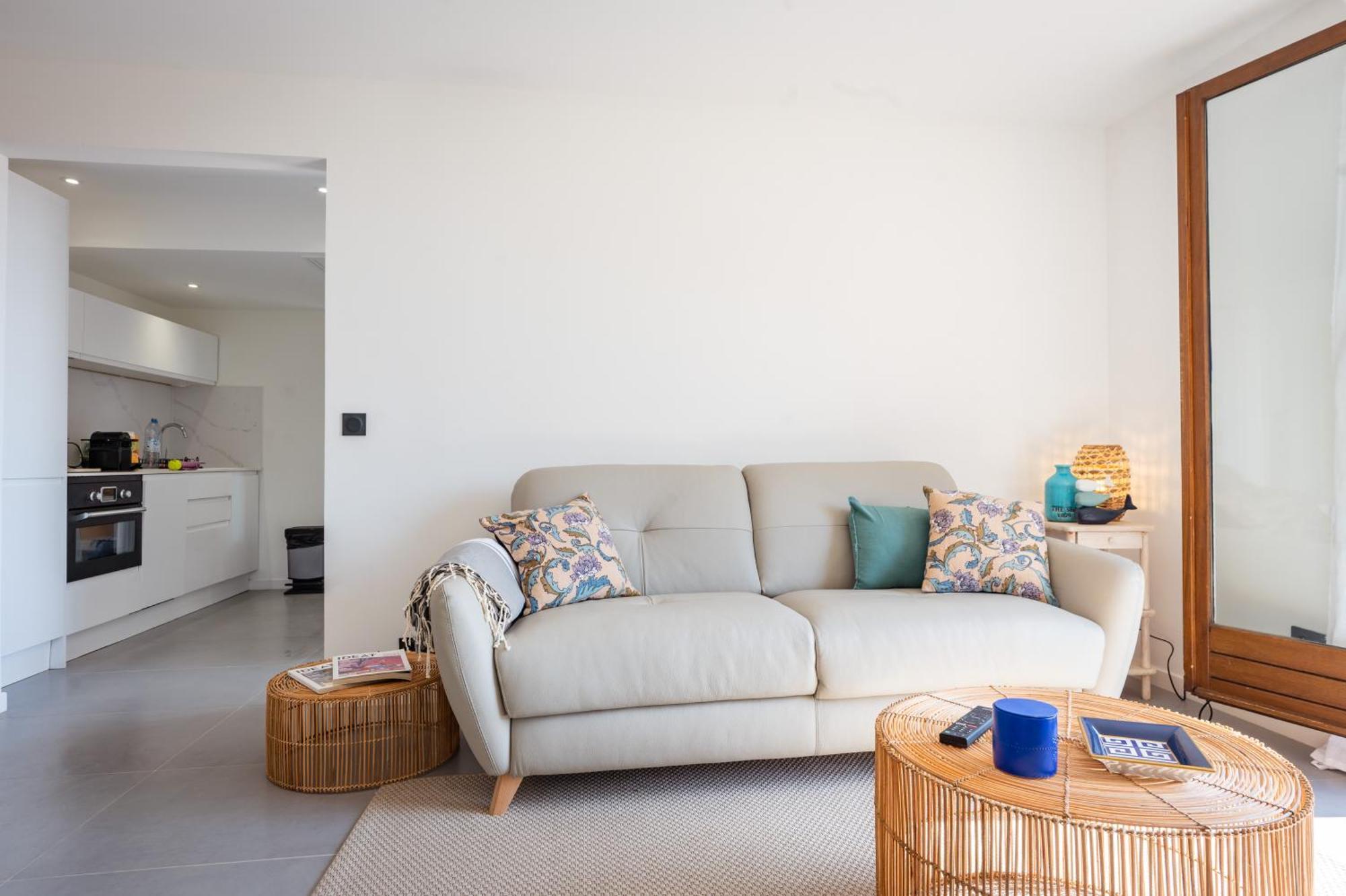 Goodlifepramousquier Classe 3 Etoiles 2 Ch, Belle Vue Et Nature, Calme Et A Pied Apartment *